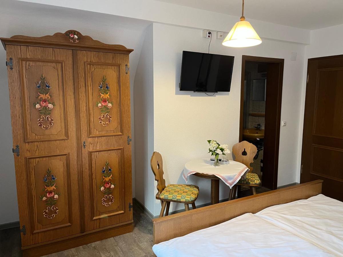 Pension Main-Art Mainstockheim Bagian luar foto