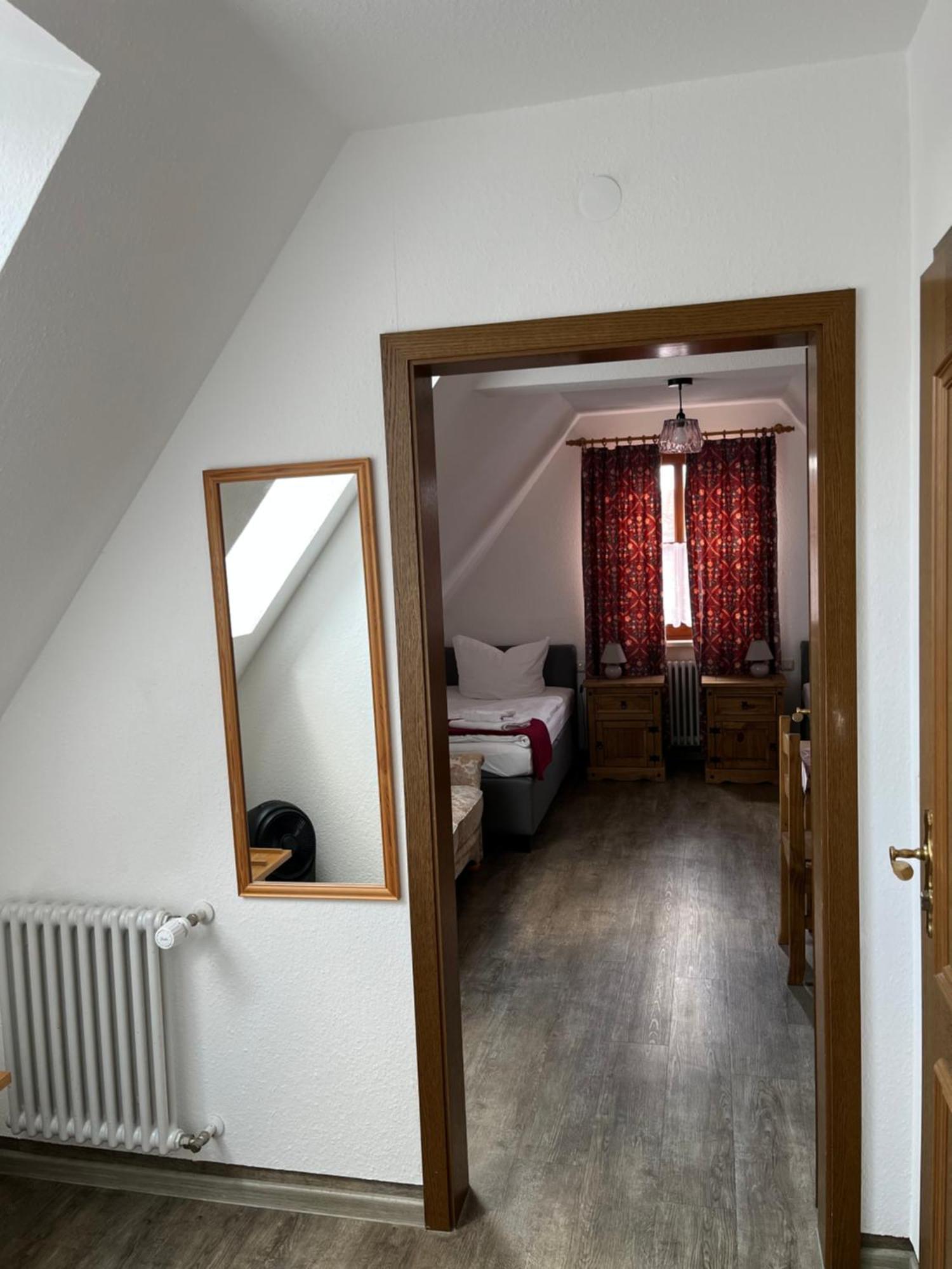 Pension Main-Art Mainstockheim Bagian luar foto